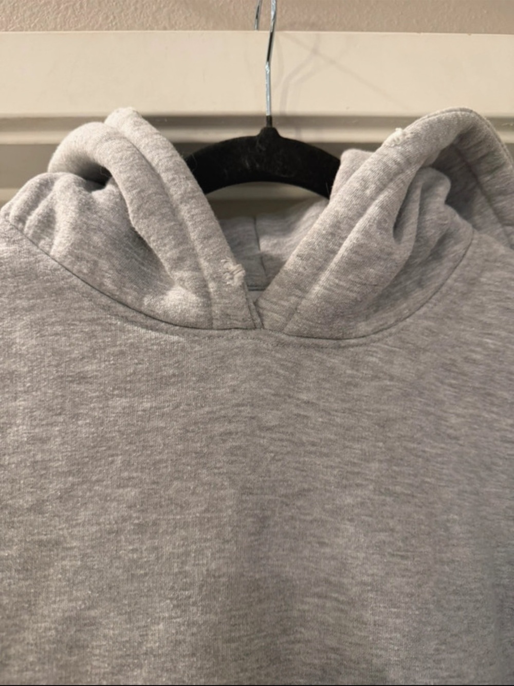 Lily & Lottie Essential Hoodie Size Small Light Gray Long Sleeves Heavyweight - Picture 3 of 12